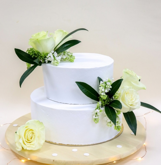 Свадебные топперы на торт: идеи для украшения